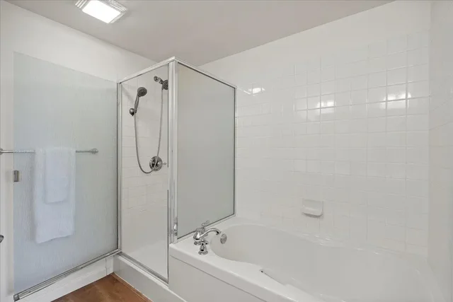 Listing Image for 1500 Limahana Cir E103 11 of 41