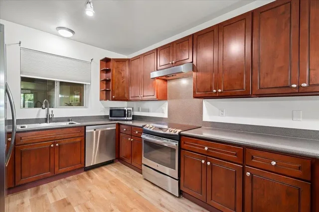 Listing Image for 1500 Limahana Cir E103 16 of 41