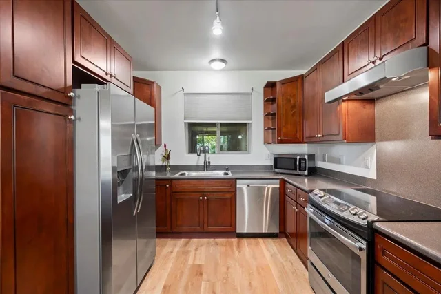 Listing Image for 1500 Limahana Cir E103 2 of 41