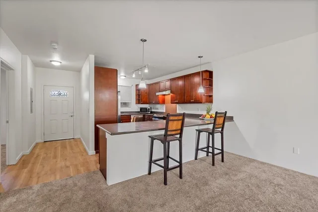 Listing Image for 1500 Limahana Cir E103 31 of 41