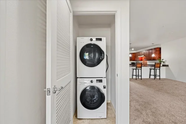 Listing Image for 1500 Limahana Cir E103 33 of 41