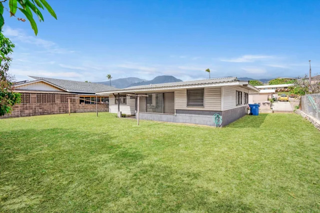 Listing Image for 557 Maalo St 24 of 39