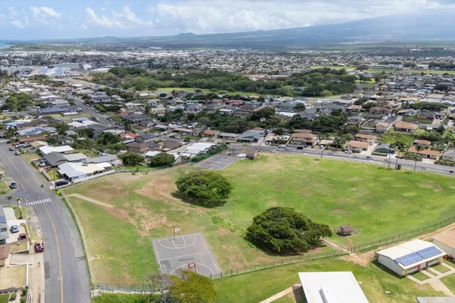 Listing Image for 557 Maalo St 37 of 39