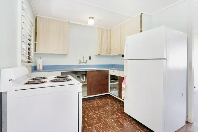 Listing Image for 557 Maalo St 8 of 39