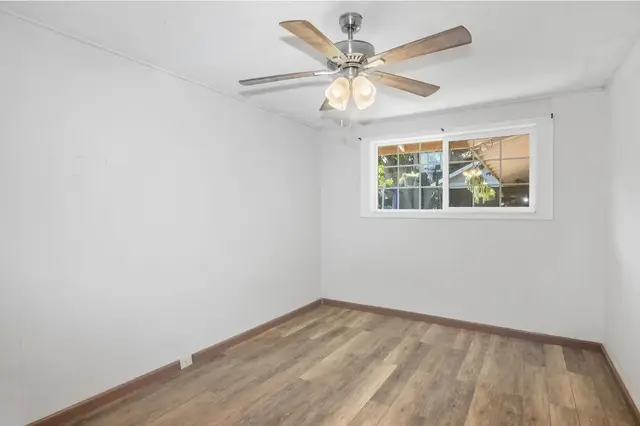 Listing Image for 709 Pona Way 15 of 28