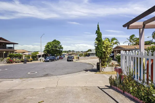 Listing Image for 709 Pona Way 24 of 28