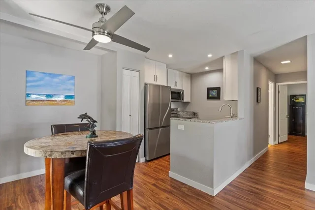 Listing Image for 160 Keonekai Rd 26-101 10 of 32