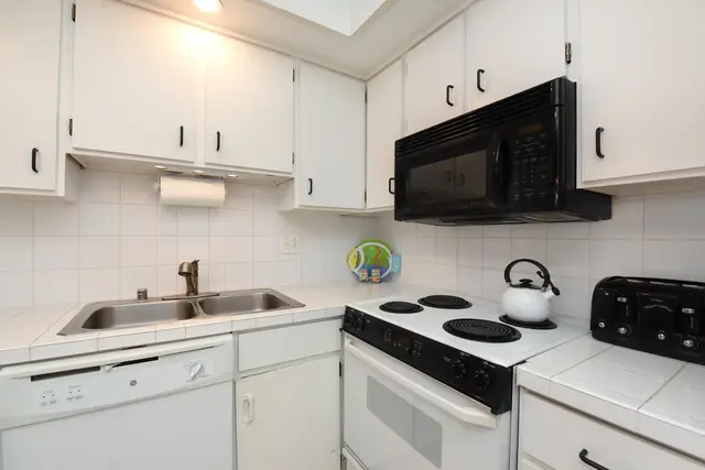 Listing Image for 3543 Lower Honoapiilani Rd H302 10 of 44