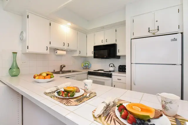 Listing Image for 3543 Lower Honoapiilani Rd H302 9 of 44