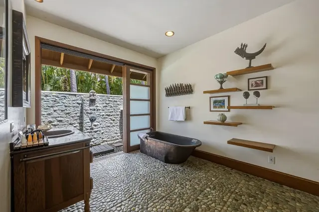 Listing Image for 138 Awaiku St 27 of 50