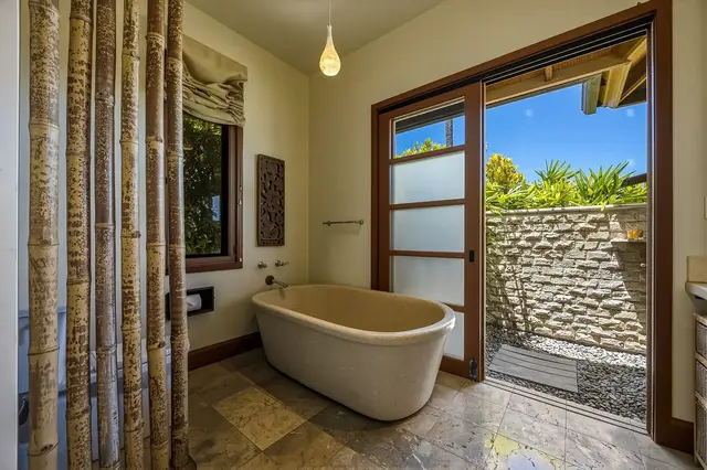 Listing Image for 138 Awaiku St 29 of 50