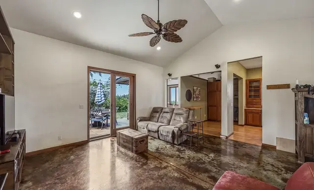 Listing Image for 138 Awaiku St 42 of 50