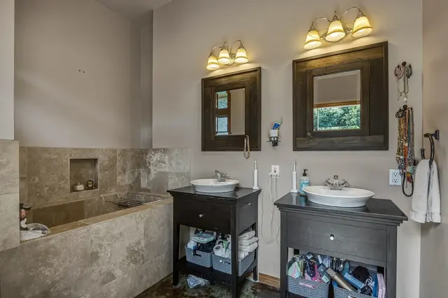 Listing Image for 138 Awaiku St 48 of 50