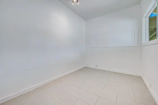 Listing Image for 219 S Papa Ave 16 of 31