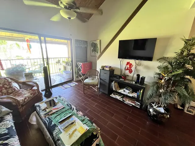 Listing Image for Kamehameha V Unit 312a Hwy A312 9 of 13