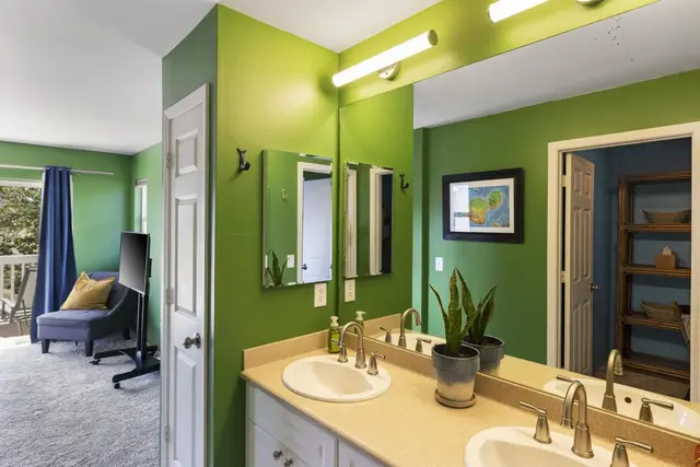 Listing Image for 46 Hoowehi Pl 31 of 33