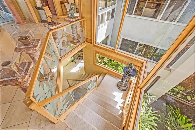 Listing Image for 207 Heleuma Place Pl 14 of 49