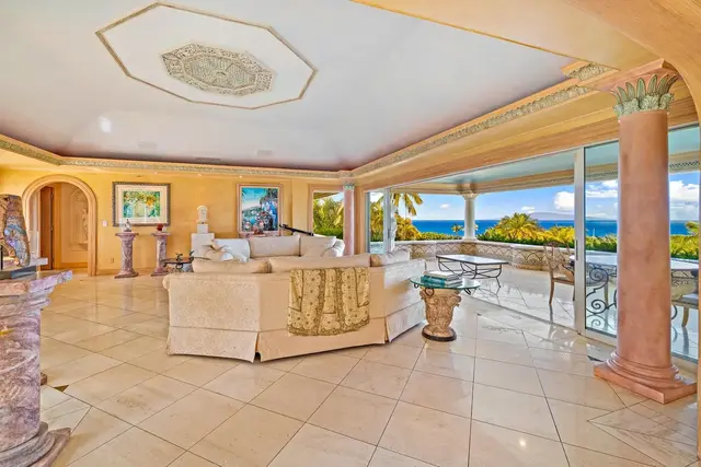 Listing Image for 207 Heleuma Place Pl 18 of 49