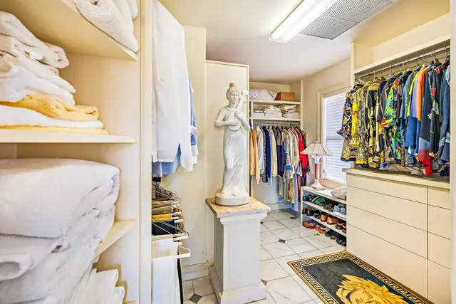 Listing Image for 207 Heleuma Place Pl 31 of 49
