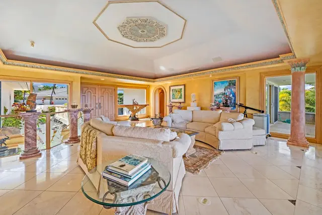Listing Image for 207 Heleuma Place Pl 9 of 49