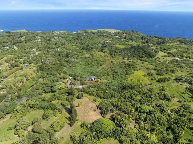 Listing Image for 62 Hoolawa Rd B 1 of 42