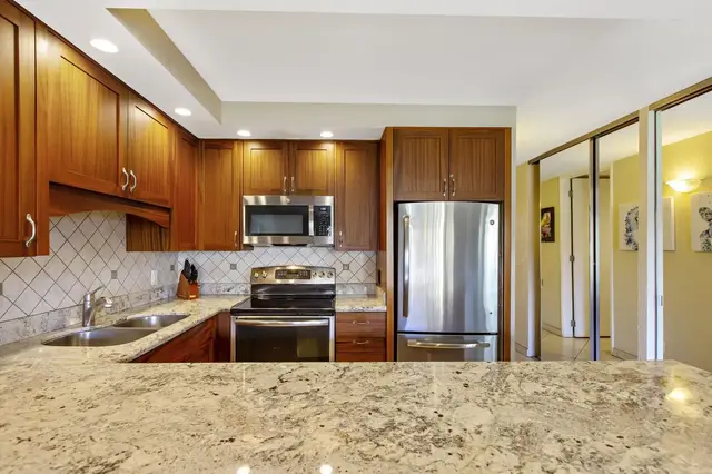 Listing Image for 3543 Lower Honoapiilani Rd C-205 11 of 50