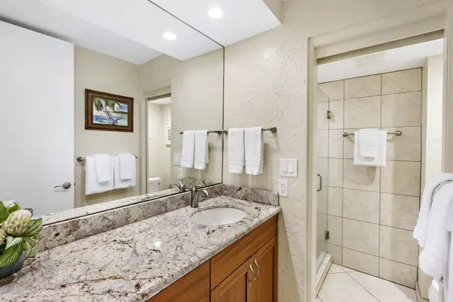 Listing Image for 3543 Lower Honoapiilani Rd C-205 17 of 50