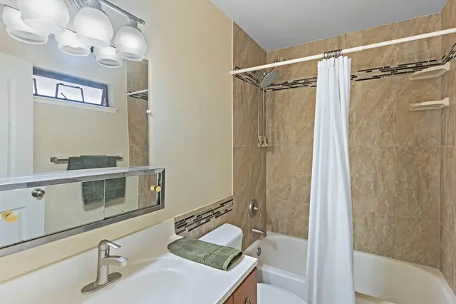 Listing Image for 3740 Lower Honoapiilani Rd D305 24 of 32