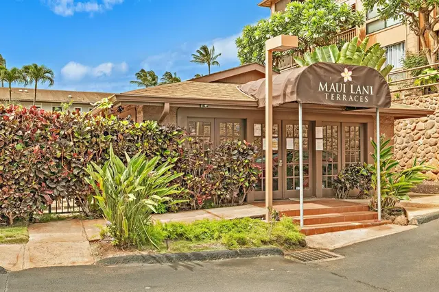 Listing Image for 3740 Lower Honoapiilani Rd D305 28 of 32