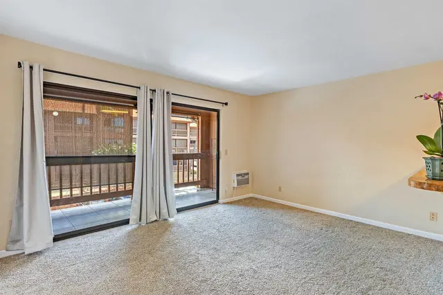 Listing Image for 3740 Lower Honoapiilani Rd D305 7 of 32