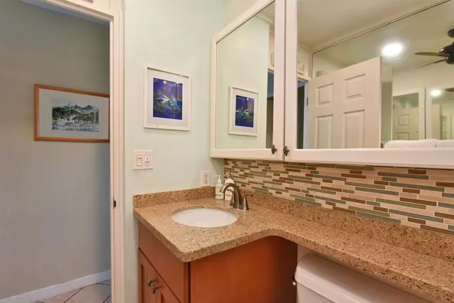 Listing Image for 4057 Lower Honoapiilani Rd 123 13 of 31