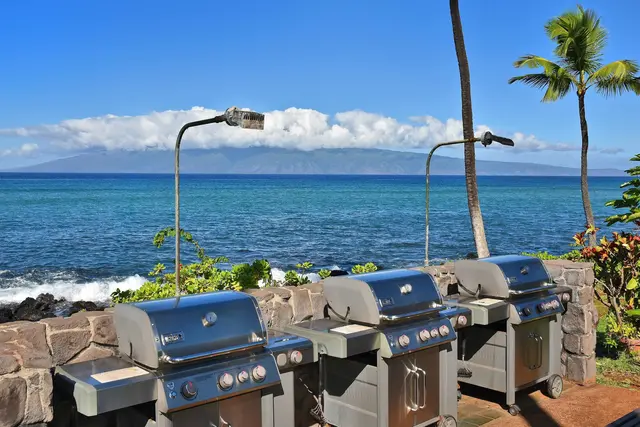 Listing Image for 4057 Lower Honoapiilani Rd 123 21 of 31