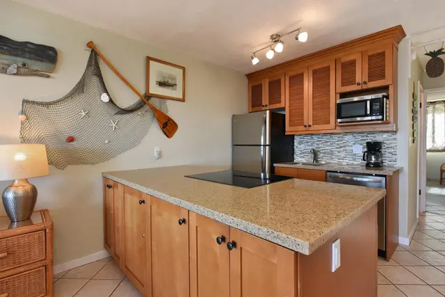 Listing Image for 4057 Lower Honoapiilani Rd 123 8 of 31