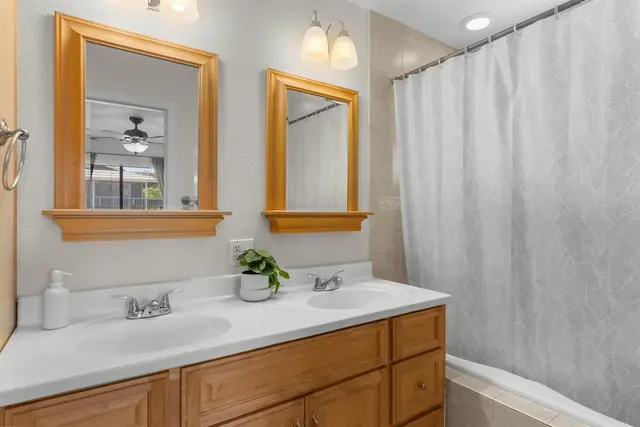 Listing Image for 2556 Omiko Pl 14 of 27
