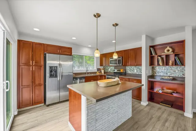 Listing Image for 53 Meheu Cir 4 of 21