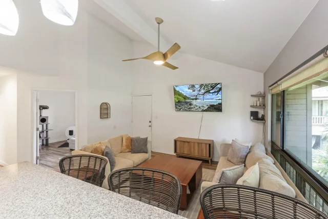 Listing Image for 15 Kulanihakoi St 12e 12 of 50