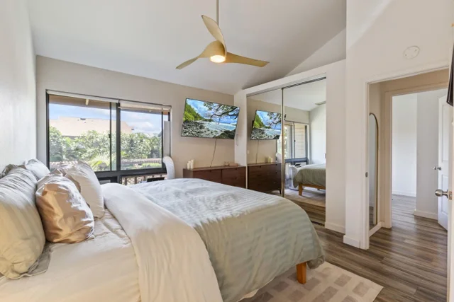 Listing Image for 15 Kulanihakoi St 12e 13 of 50