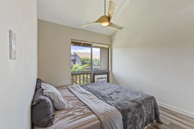 Listing Image for 15 Kulanihakoi St 12e 21 of 50