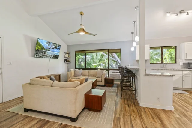 Listing Image for 15 Kulanihakoi St 12e 3 of 50