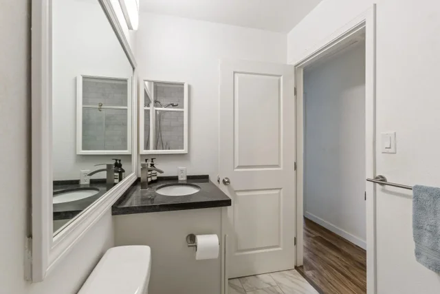 Listing Image for 15 Kulanihakoi St 12e 31 of 50