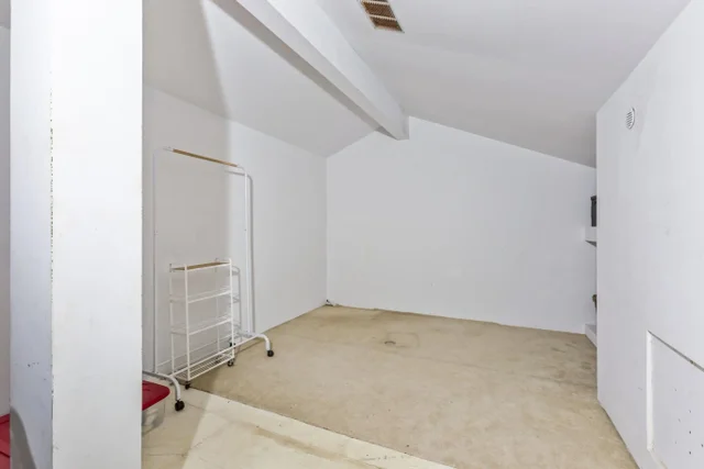 Listing Image for 15 Kulanihakoi St 12e 35 of 50