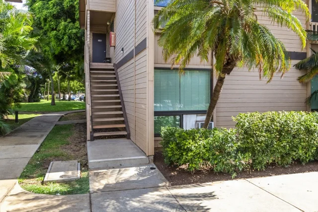 Listing Image for 15 Kulanihakoi St 12e 50 of 50