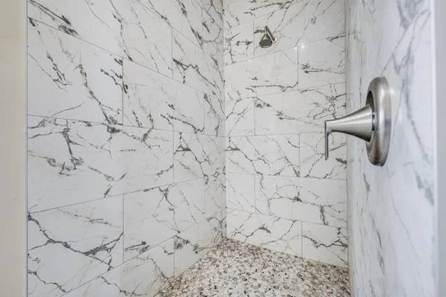 Listing Image for 257 Hokiokio Pl A 25 of 48