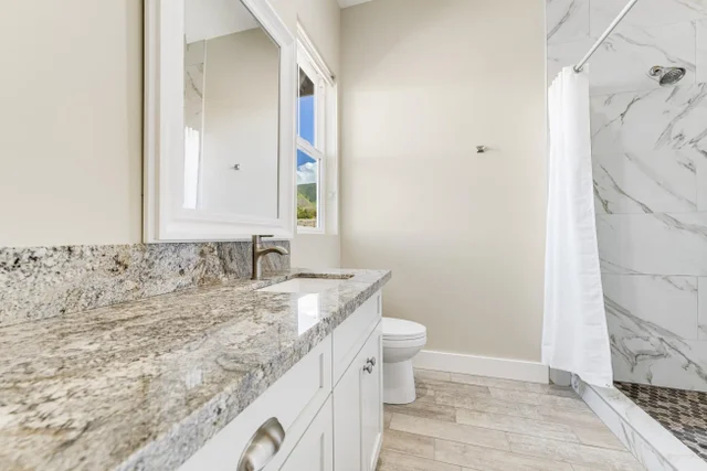 Listing Image for 257 Hokiokio Pl A 29 of 48