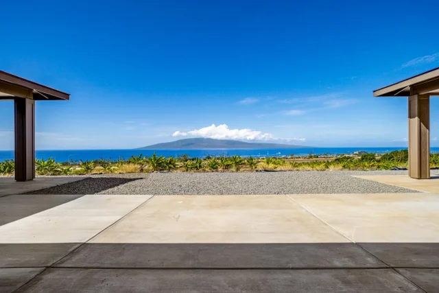 Listing Image for 257 Hokiokio Pl A 36 of 48