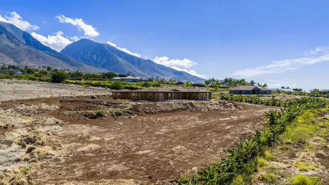 Listing Image for 257 Hokiokio Pl A 46 of 48