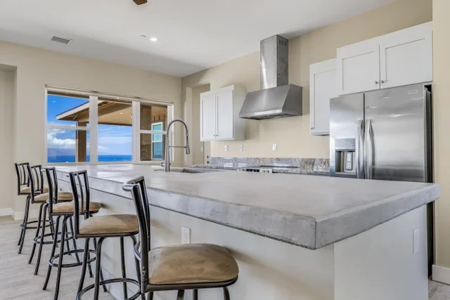 Listing Image for 257 Hokiokio Pl A 9 of 48