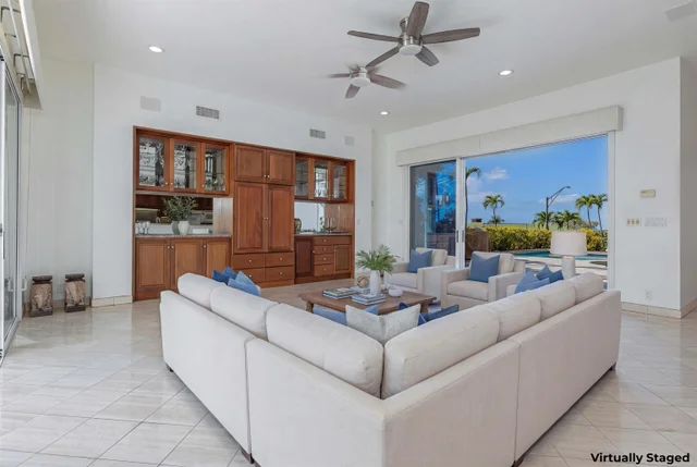 Listing Image for 3943 Wailea Ekolu Pl 17 of 50