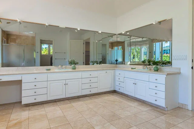 Listing Image for 3943 Wailea Ekolu Pl 27 of 50