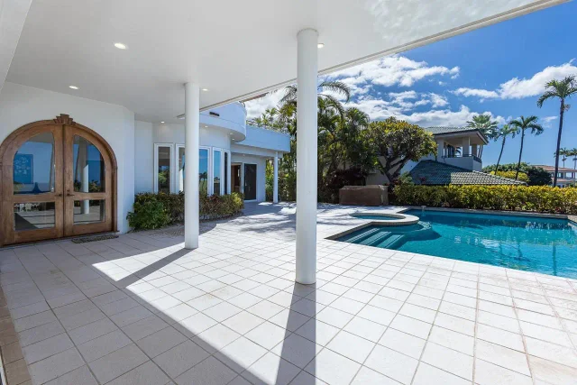 Listing Image for 3943 Wailea Ekolu Pl 4 of 50